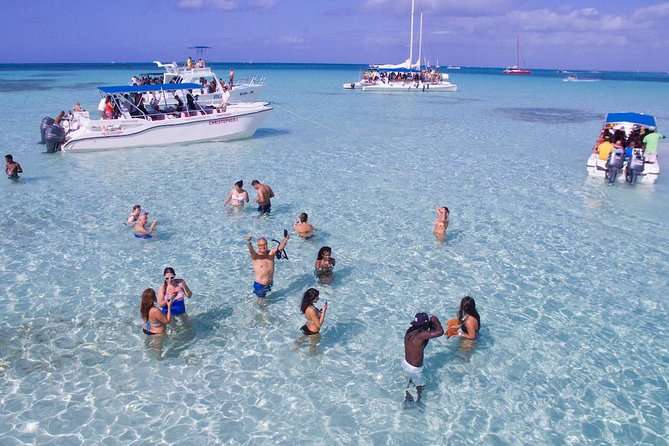The Best Punta Cana Excursions for Families
All-Inclusive Saona Island Tour by Speedboat & Catamaran