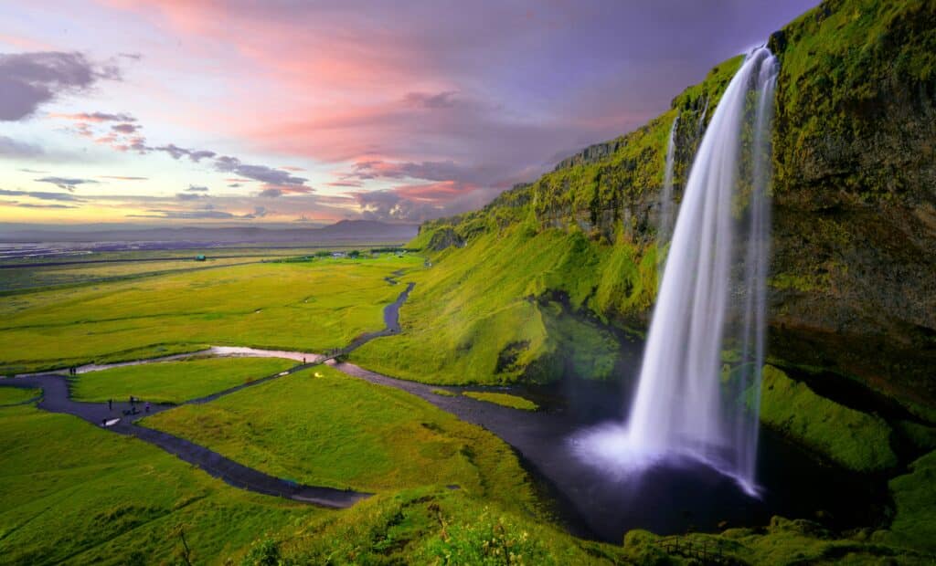 iceland best city for Aries